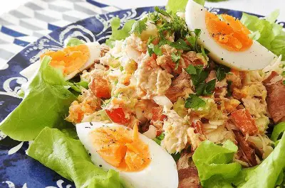 Tuna-Bacon-Salad-Coleslaw topped with boiled eggs 