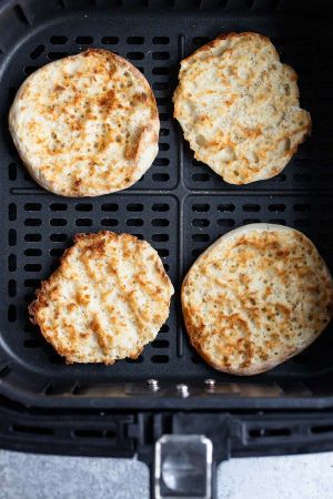 english muffin in an air fryer - how to toast an english muffin in an air fryer